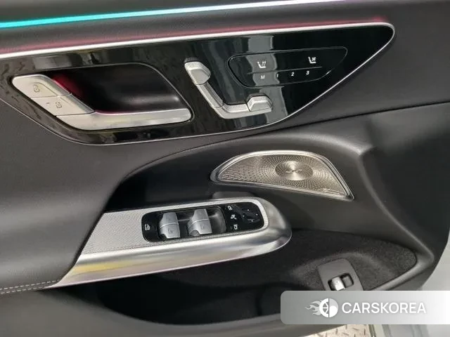 Mercedes-Benz E-Class W214 2025 Серебряный из Кореи, фото 3