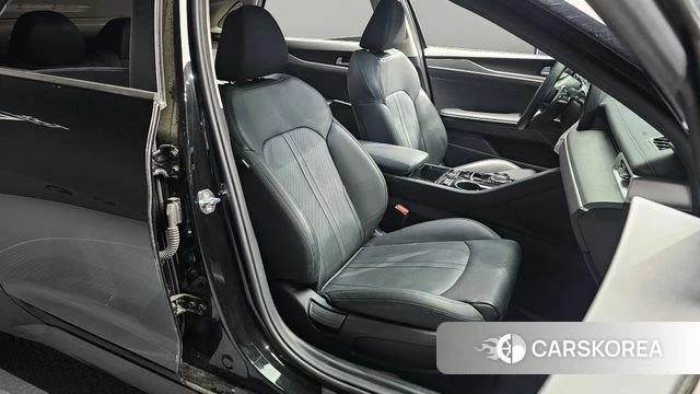 Kia K5 3rd generation 2021 Черный из Кореи, фото 3