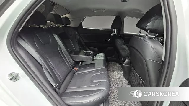 Hyundai Avante (CN7) 2022 Белый из Кореи, фото 3