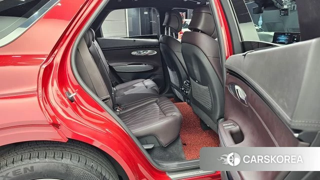 Genesis GV70 2021 Красный из Кореи, фото 3