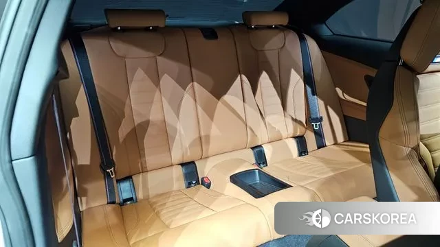 BMW M2 (G87) 2024 Белый из Кореи, фото 3