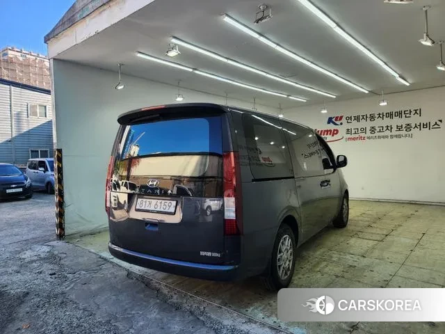 Hyundai Staria 2021 Серый из Кореи, фото 3