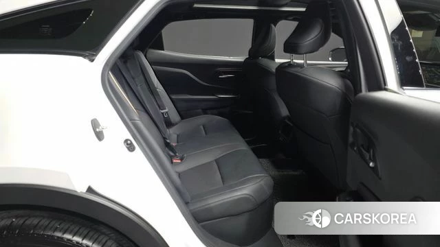 Toyota Crown Crossover 2023 Белый из Кореи, фото 3