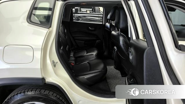 Jeep Compass 2nd Generation 2019 Белый из Кореи, фото 3