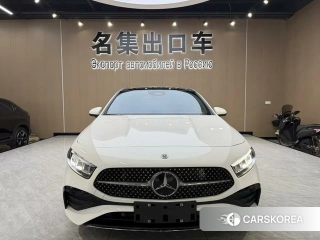 Mercedes-Benz Class A 2023 Белый из Китая, фото 3