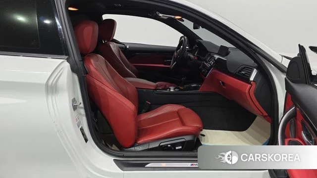BMW 4 Series (F32) 2020 Белый из Кореи, фото 3