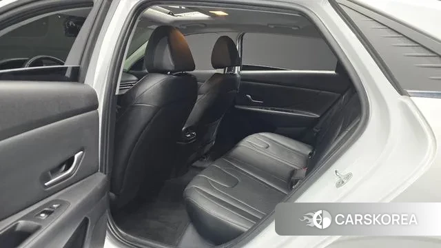 Hyundai Avante (CN7) 2022 Белый из Кореи, фото 3