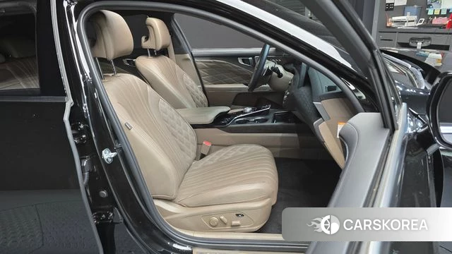 Kia K8 Hybrid 2024 Черный из Кореи, фото 3