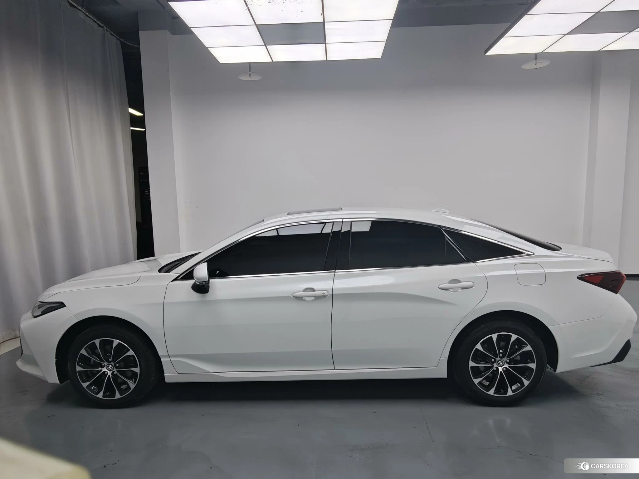 Toyota Asian dragon 2023 Белый из Китая, фото 3
