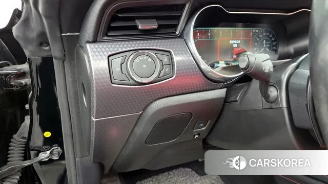 Ford Mustang 2019 Черный из Кореи, фото 3