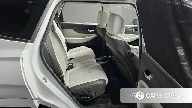 Hyundai The New Santa Fe 2023 Белый из Кореи, фото 3