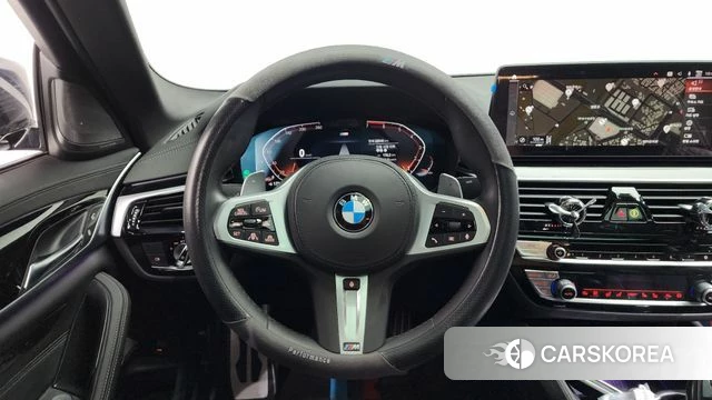 BMW 5 Series (G30) 2021 Черный из Кореи, фото 3