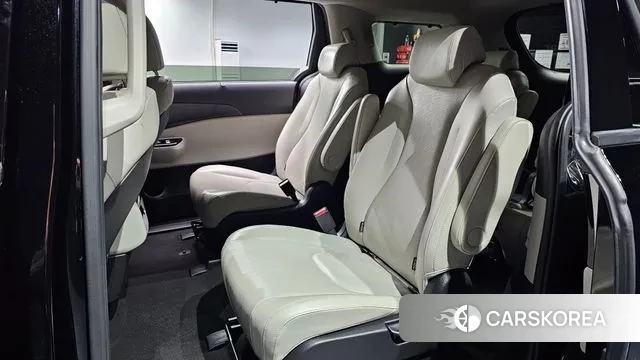 Kia Carnival 4th generation 2022 Черный из Кореи, фото 3