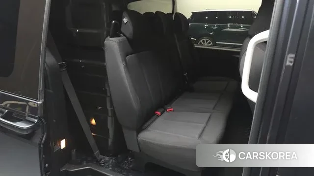 Hyundai Staria 2022 Серый из Кореи, фото 3