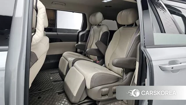 Kia The New Carnival 4th Generation 2024 Серебряный из Кореи, фото 3