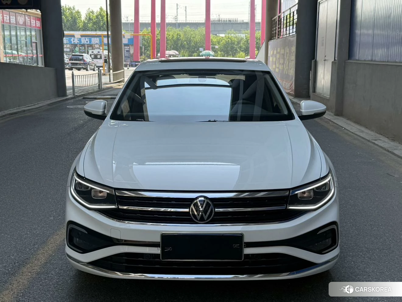 Volkswagen Bora 2022 Белый из Китая, фото 3