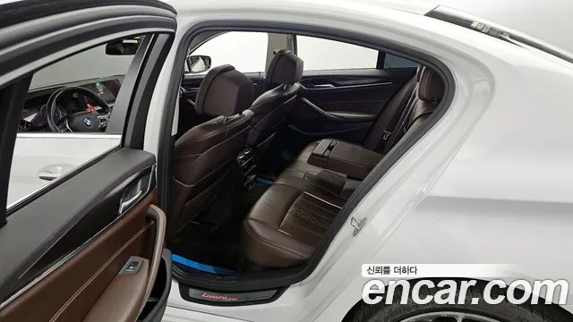 BMW 5 Series (G30) 2018 Белый из Кореи, фото 3