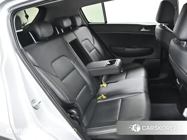 Kia Sportage The Bold 2020 Серебряный из Кореи, фото 3