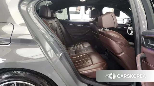 BMW 5 Series (G30) 2021 Серый из Кореи, фото 3