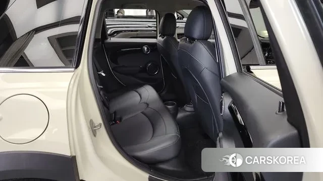 Mini Cooper 2020 Жемчужный цвет из Кореи, фото 3