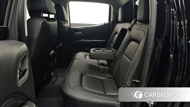 Chevrolet (GM Daewoo) Real New Colorado 2022 Черный из Кореи, фото 3