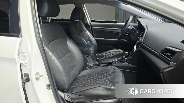 Hyundai The New Avante AD 2018 Белый из Кореи, фото 3
