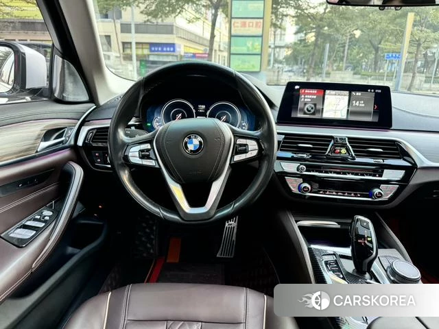 BMW 5 series PHEV 2019 Белый из Китая, фото 3