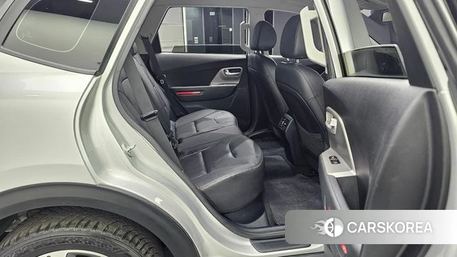 Kia Niro Plus 2022 Серебряный из Кореи, фото 3