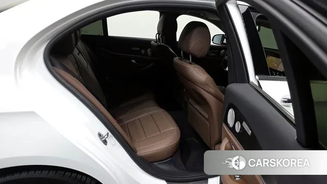 Mercedes-Benz E-Class W213 2019 Белый из Кореи, фото 3