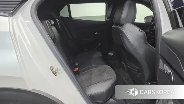 Peugeot 2008 Second generation 2021 Белый из Кореи, фото 3