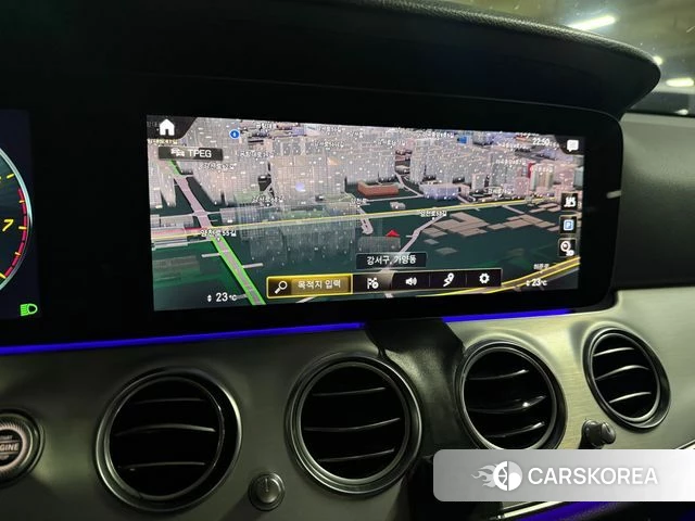 Mercedes-Benz E-Class W213 2021 Черный из Кореи, фото 3