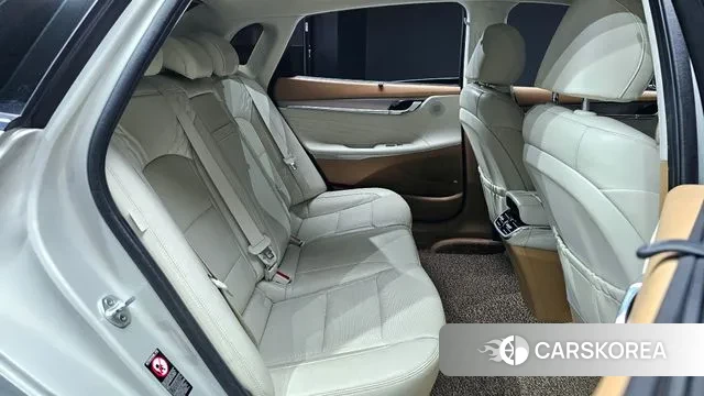 Hyundai The New Grandeur IG 2019 Серебристо-серый из Кореи, фото 3