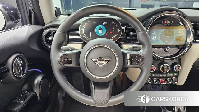 Mini Cooper S 2022 Черный из Кореи, фото 3