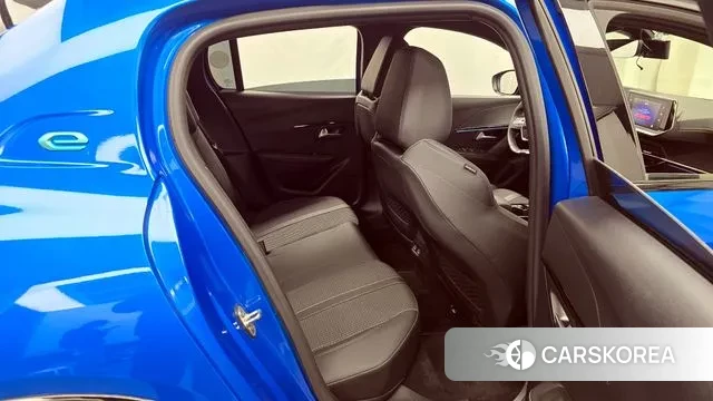 Peugeot e-208 second Generation 2021 Синий из Кореи, фото 3