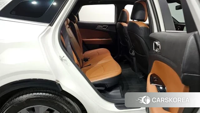 Kia Sportage 5th Generation 2021 Белый из Кореи, фото 3