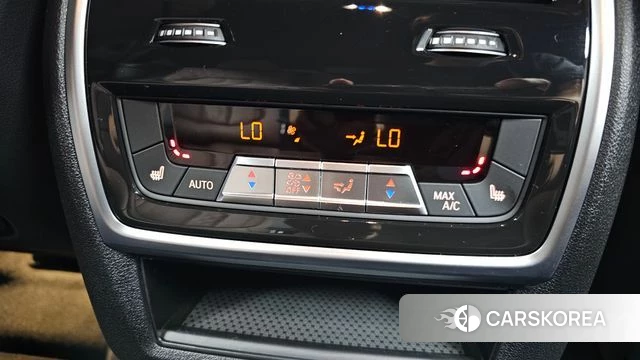BMW X6 (G06) 2025 Белый из Кореи, фото 3