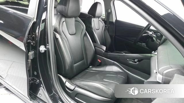 Hyundai Avante (CN7) 2022 Черный из Кореи, фото 3