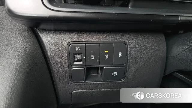 Hyundai Staria 2023 Серебряный из Кореи, фото 3