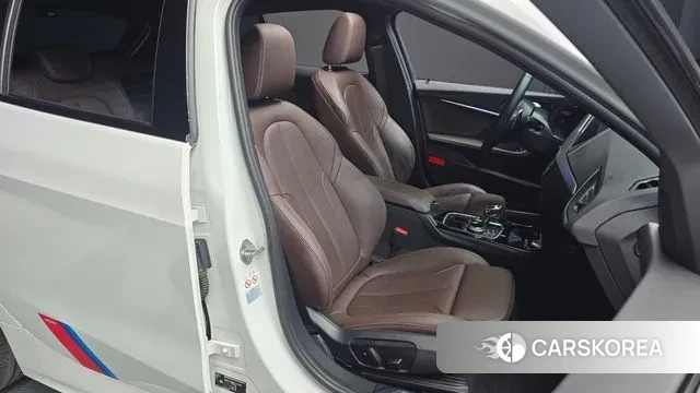 BMW 1 Series (F40) 2022 Белый из Кореи, фото 3