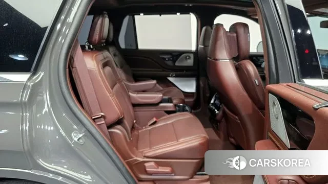 Lincoln Aviator 2nd generation 2023 Серый из Кореи, фото 3