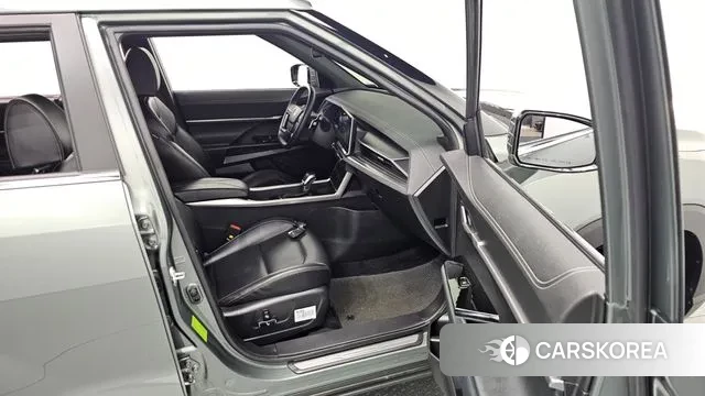 Ssangyong Torres 2024 Цвет галактики из Кореи, фото 3