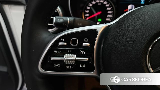 Mercedes-Benz C-Class W205 2019 Белый из Кореи, фото 3