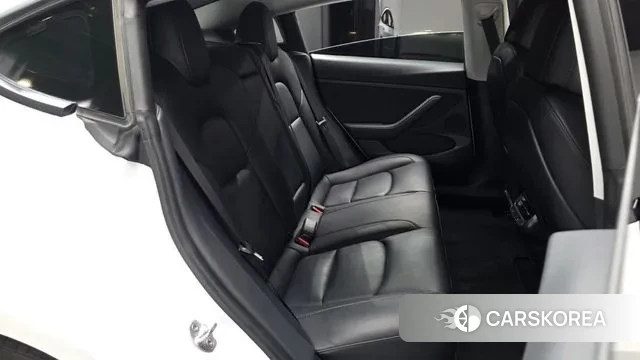 Tesla Model 3 2021 Белый из Кореи, фото 3