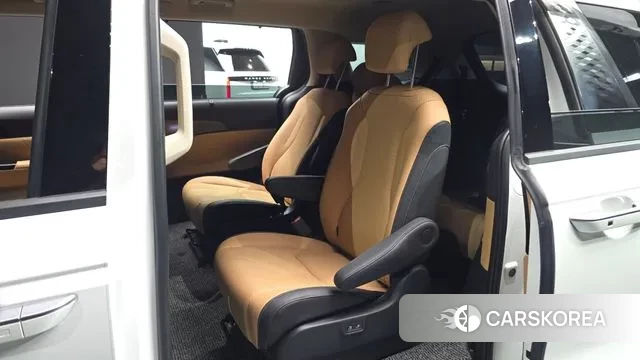 Kia Carnival 4th generation 2023 Белый из Кореи, фото 3