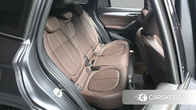 BMW X1 (F48) 2022 Серый из Кореи, фото 3