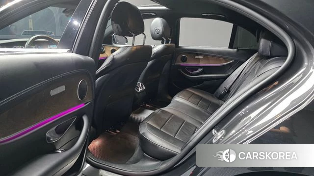 Mercedes-Benz E-Class W213 2022 Серый из Кореи, фото 3