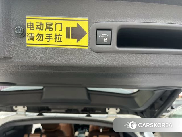 Toyota Saina 2025 Белый из Китая, фото 3
