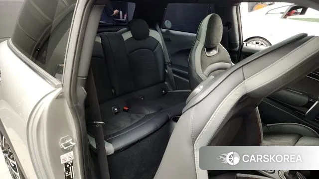 Mini Cooper S 2023 Серый из Кореи, фото 3