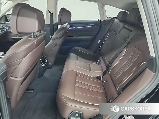 BMW 6 Series GT (G32) 2023 Черный из Кореи, фото 3