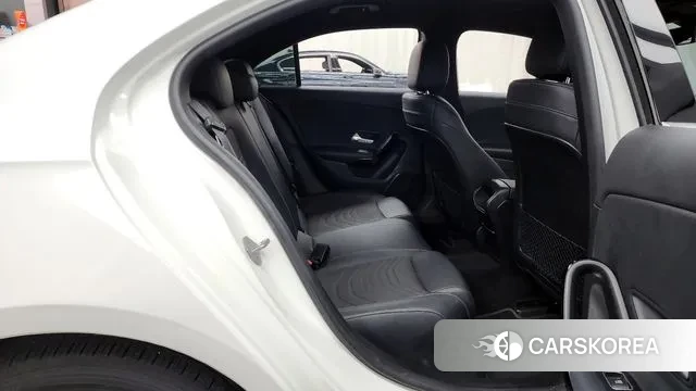 Mercedes-Benz A-Class W177 2020 Белый из Кореи, фото 3